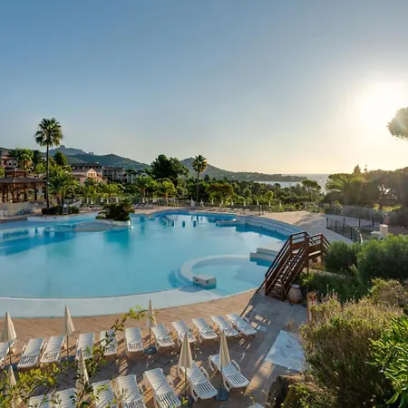Le Village De Cap Esterel - Maeva - 2 Pieces 5 Personnes - Confort Mae-2631 *